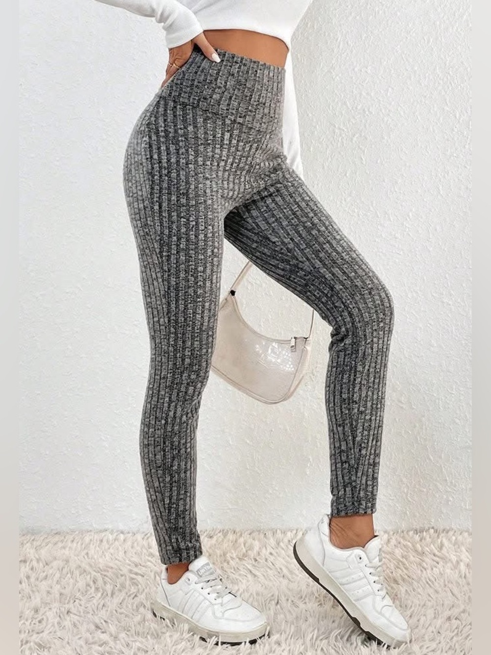 High-Rise Ribbed Knit Leggings - Gray